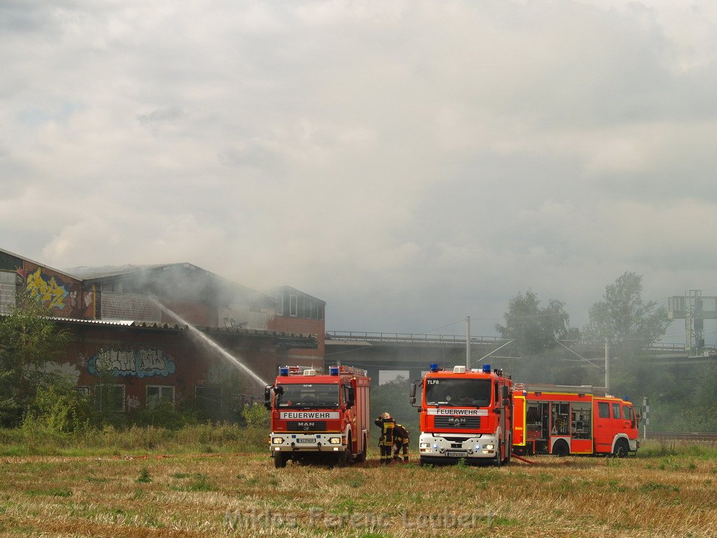 Brand Halle Porz Hansestr 033.JPG